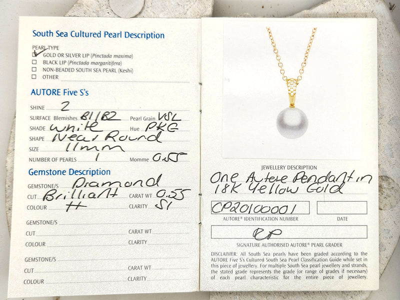 Autore 18ct gold 11mm South Sea pearl and diamond pendant