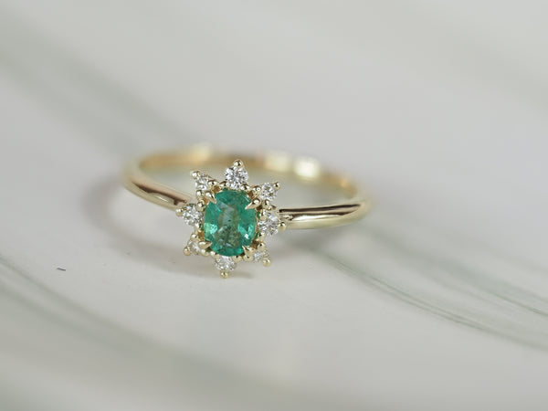 9ct Yellow Gold Emerald and Diamond Ring, 0.39ct Centre