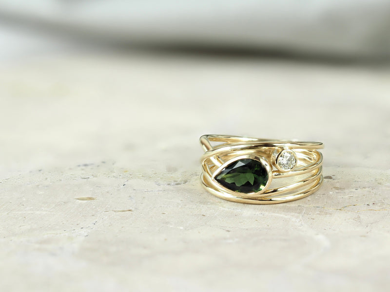 9ct Yellow Gold Green Tourmaline and Diamond Multi Wire Ring, 1.20ct Centre