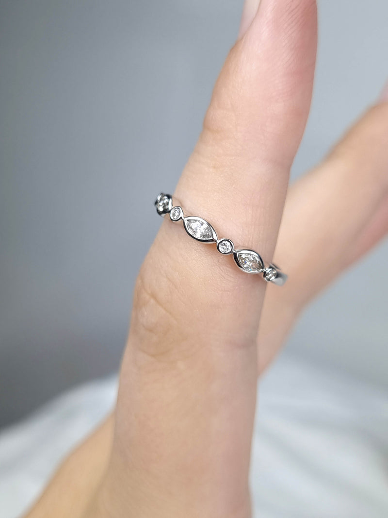 18ct White Gold Round and Marquis Diamond Band, 0