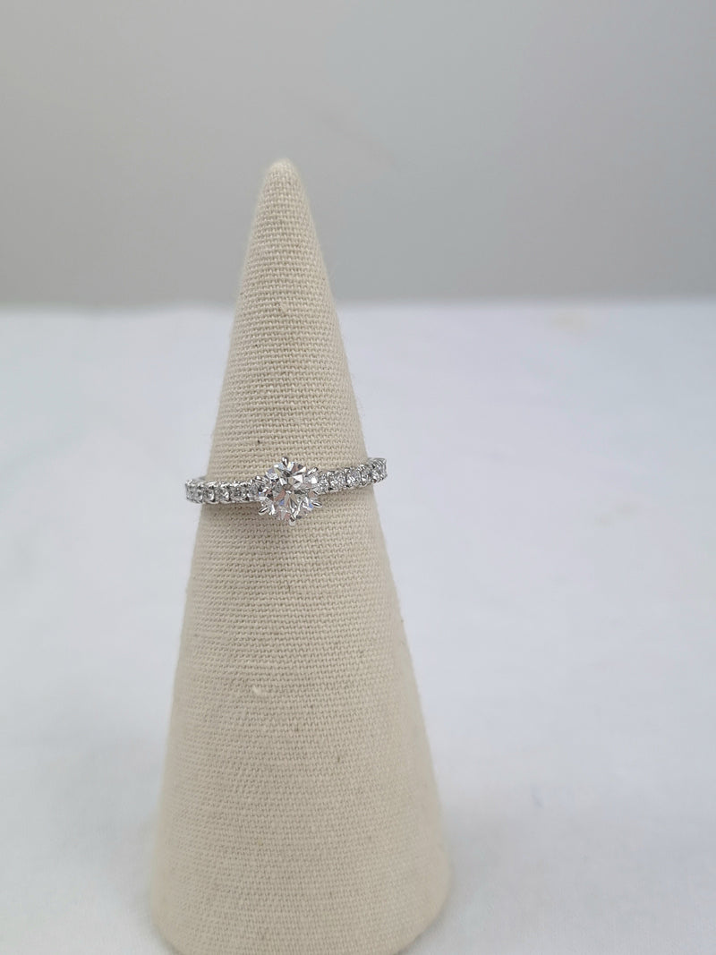 18ct White Gold Round Brillant cut Natural Diamond Engagement ring, 0.70 carat centre