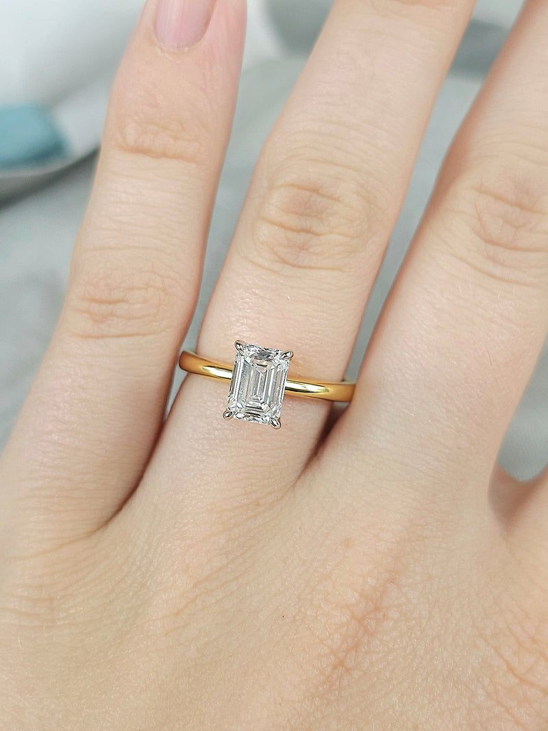 18ct Yellow and White Gold Lab-Grown Emerald cut Diamond engagement ring, 1.52ct centre