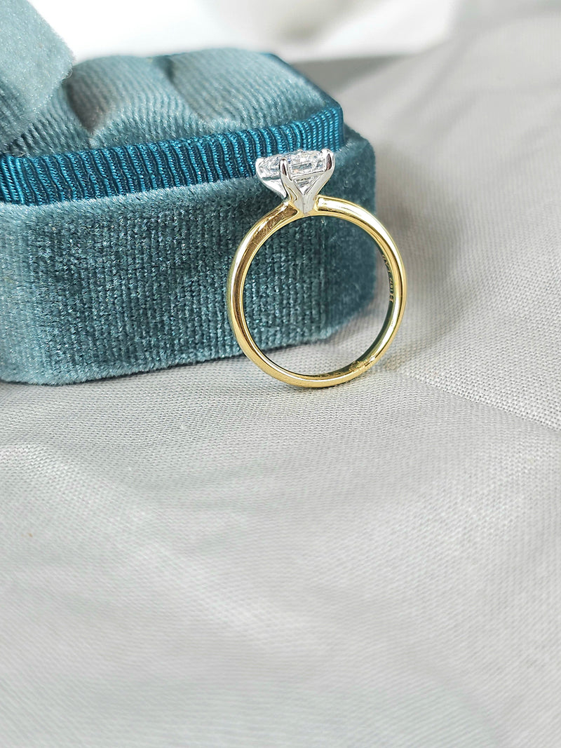 18ct Yellow and White Gold Lab-Grown Emerald cut Diamond ring, 1.52ct Centre