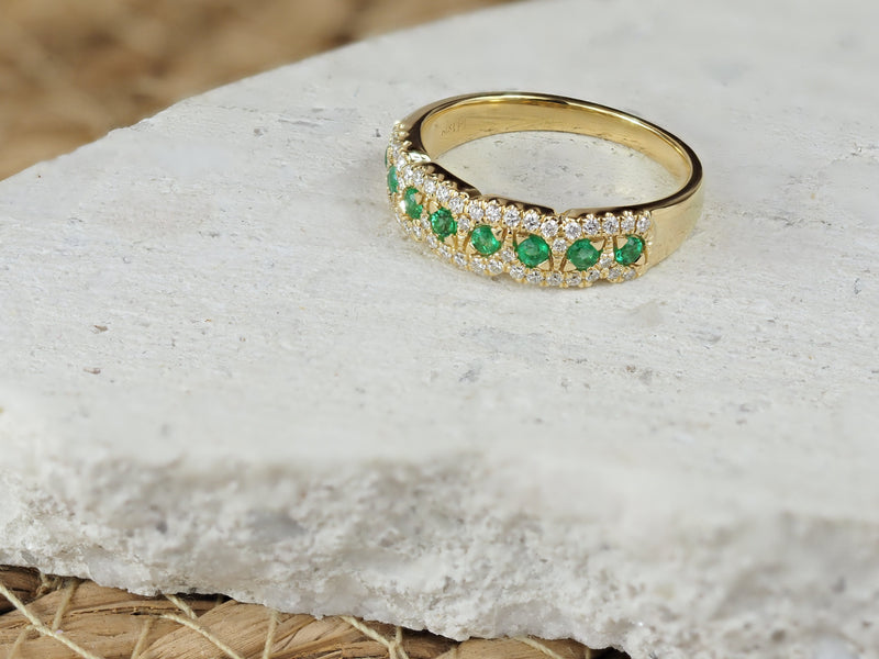 18ct Yellow Gold Emerald and Diamond ring