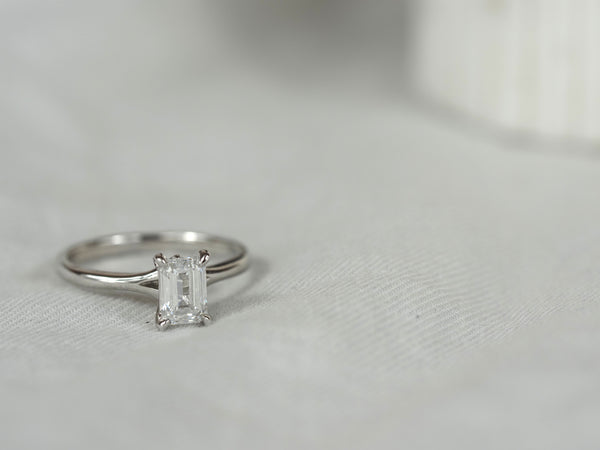 14ct White Gold Lab-Grown Diamond Emerald Cut Ring, 1ct Centre