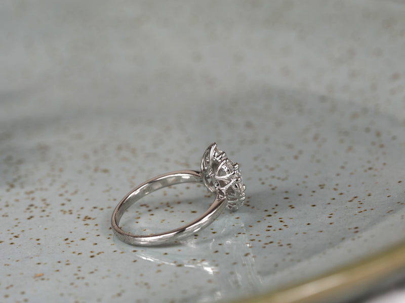 10ct White Gold Lab-Grown Round Brilliant Cut Diamond ring, 1.51ct total