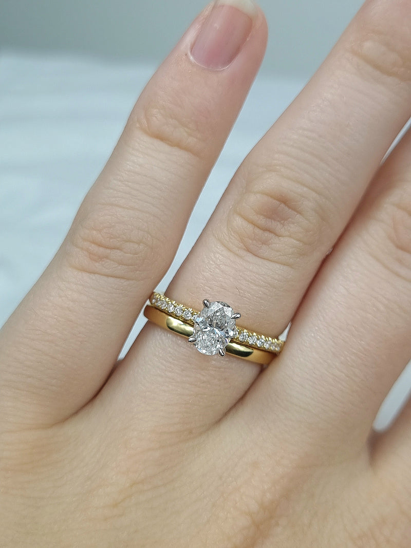 18ct Yellow and White gold Oval engagement ring, 0.72ct centre