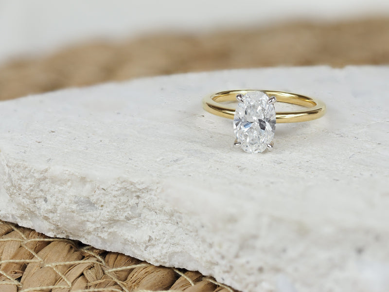 18ct Yellow and White Gold Lab-Grown Oval cut Diamond Engagement ring, 1.76ct Centre