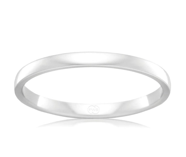 18ct White Gold 2mm Barrel Wedding Band, polished finish, size L