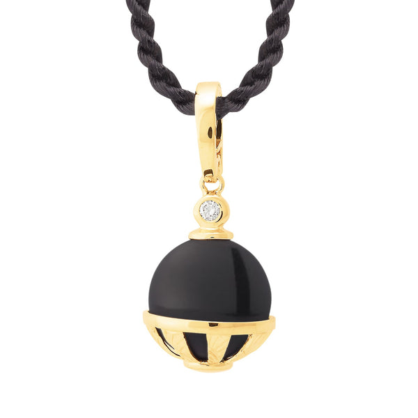 9ct Yellow Gold Round Onyx and Diamond pendant