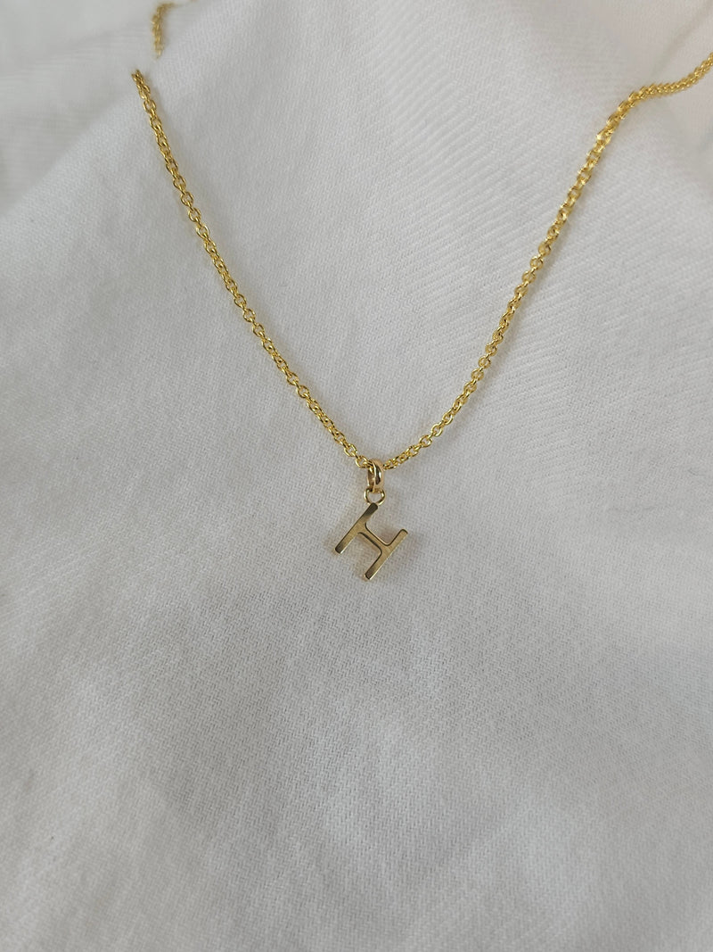 9ct Yellow Gold Initial 'H' Pendant