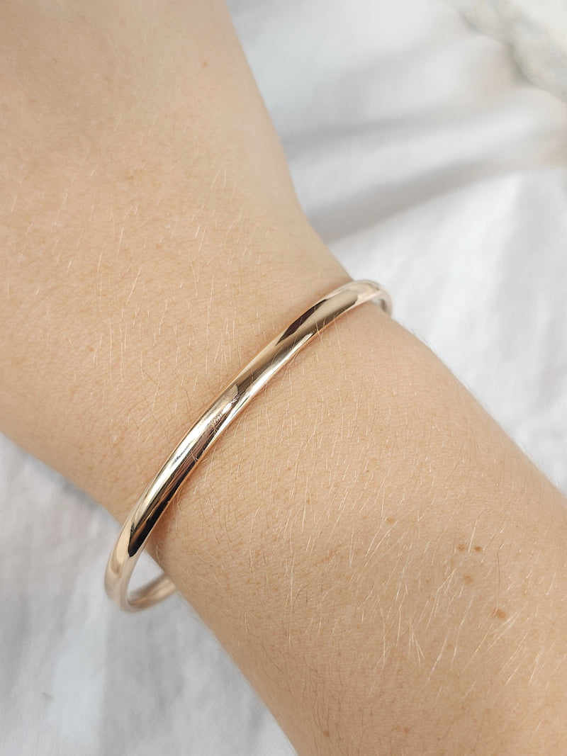 9ct Rose Gold Silver filled bangle, 67mm