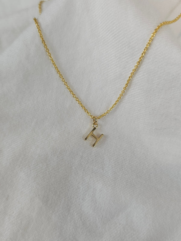9ct Yellow Gold Initial 'H' Pendant