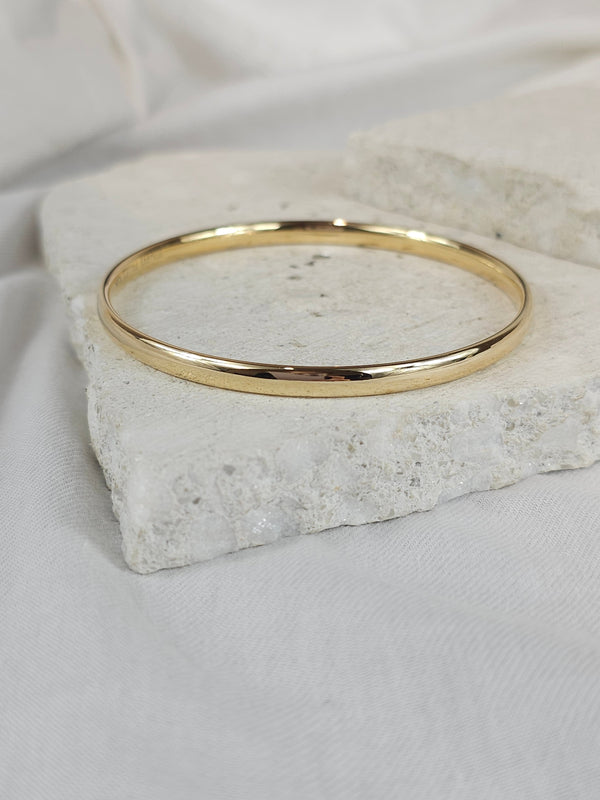 9ct Yellow Gold Silver filled bangle, 65mm