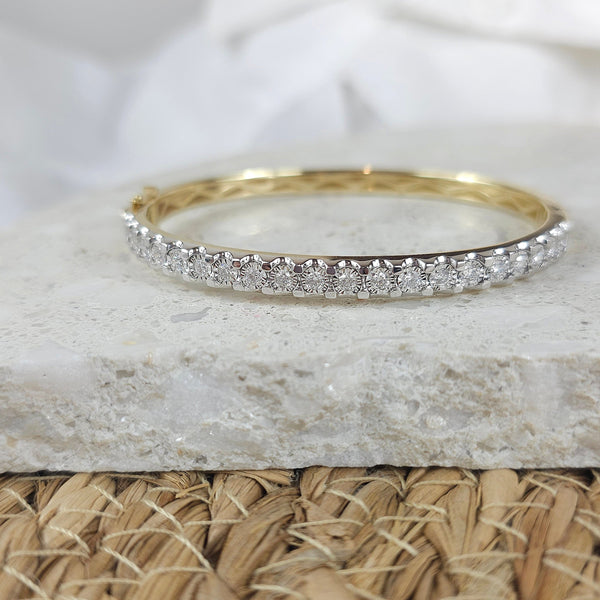 9ct Yellow and White Gold Diamond Bangle, 0.90ct total