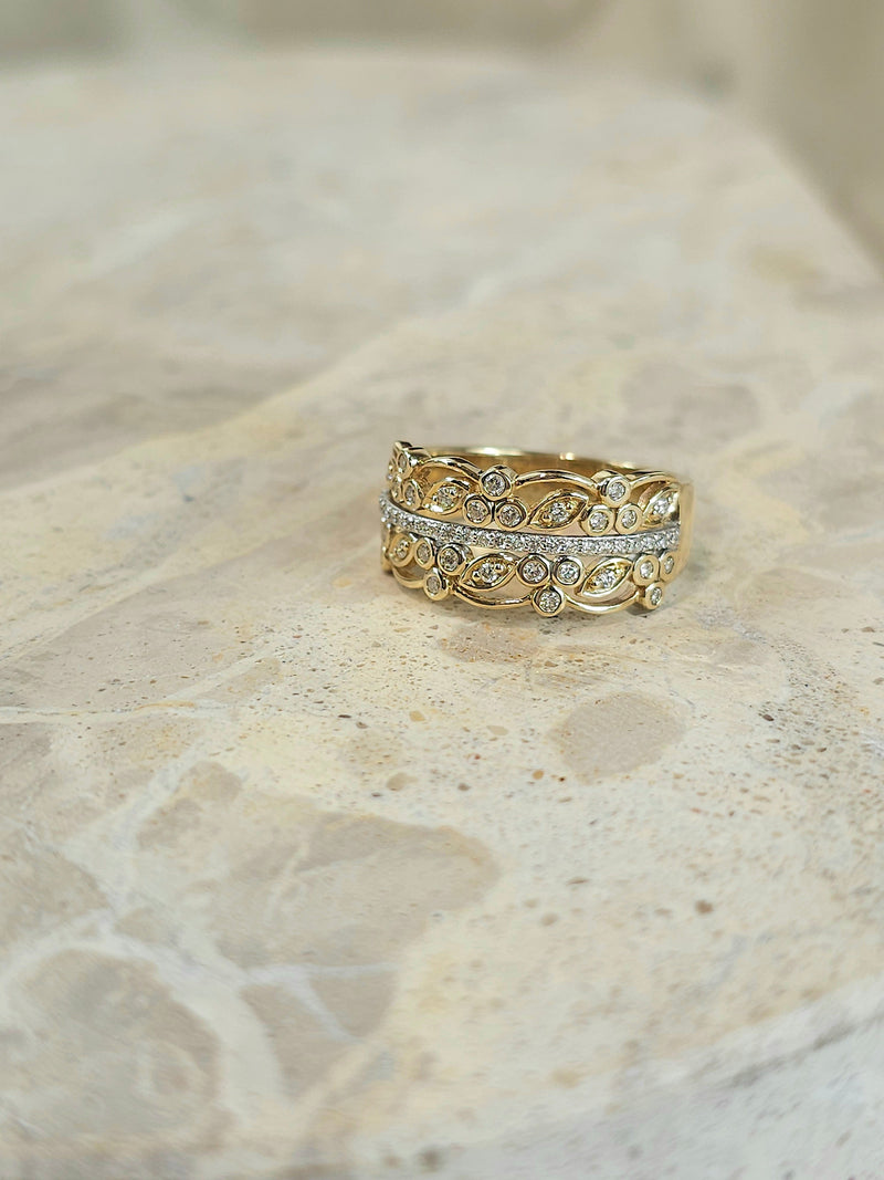 9ct Yellow and White Gold Multi-Wire Filigree ring, 0.37ct total