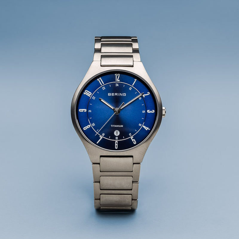 Bering Titanium Brushed Silver
