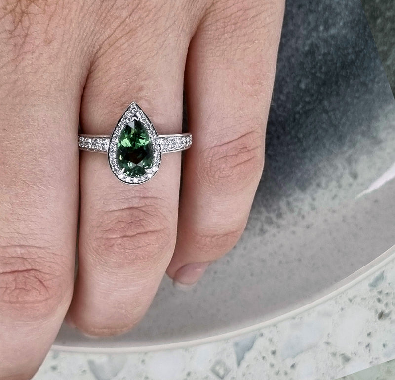 18 Carat White Gold Green Tourmaline & Diamond Ring